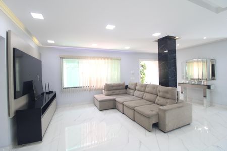 Sala de casa para alugar com 3 quartos, 380m² em Interlagos, São Paulo