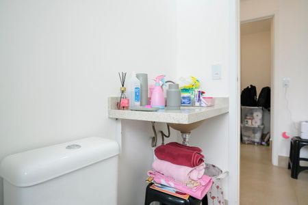 Apartamento à venda com 86m², 2 quartos e 2 vagasBanheiro da suíte 2