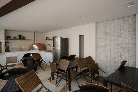 Apartamento à venda com 86m², 2 quartos e 2 vagasChurrasquerira