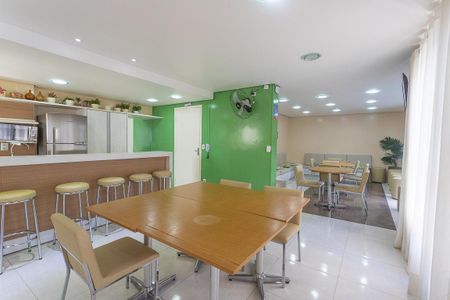 Apartamento à venda com 45m², 2 quartos e sem vaga Apartamento à venda com 45m², 2 quartos e sem vagaÁrea comum - Salão de festas