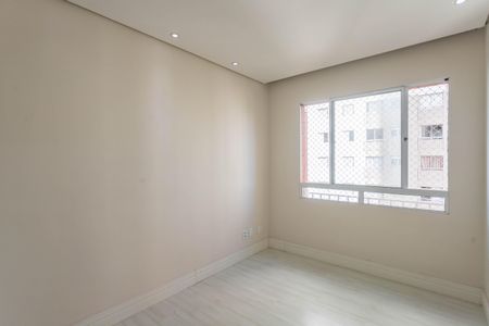 Sala  de apartamento à venda com 2 quartos, 45m² em Canhema, Diadema
