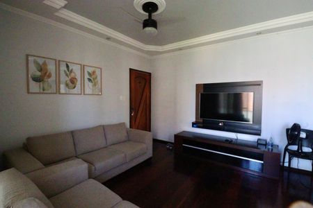 Apartamento para alugar com 120m², 3 quartos e 1 vagaSala