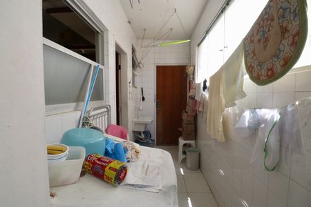 Apartamento para alugar com 120m², 3 quartos e 1 vagaÁrea de Serviço