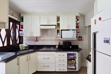 Casa de condomínio à venda com 90m², 2 quartos e 2 vagasCozinha