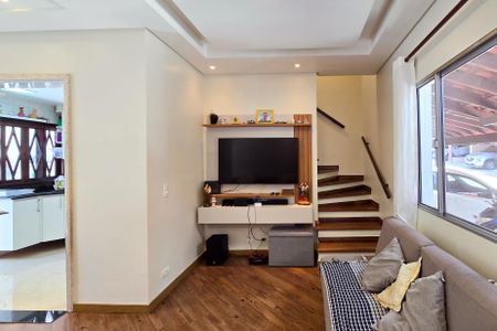 Casa de condomínio à venda com 90m², 2 quartos e 2 vagasSala