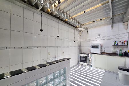 Casa de condomínio à venda com 90m², 2 quartos e 2 vagasQuintal