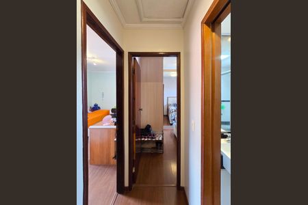 Casa de condomínio à venda com 90m², 2 quartos e 2 vagasBanheiro Social