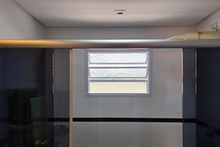 Casa de condomínio à venda com 90m², 2 quartos e 2 vagasBanheiro Social