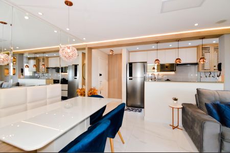 Sala de apartamento à venda com 2 quartos, 68m² em Jardim Flor da Montanha, Guarulhos