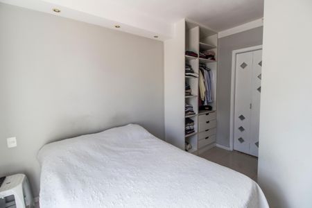 Casa à venda com 170m², 3 quartos e 2 vagasSuíte