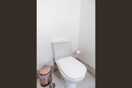 Casa à venda com 170m², 3 quartos e 2 vagasBanheiro da Suíte