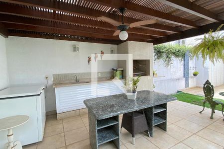 Casa à venda com 170m², 3 quartos e 2 vagasEspaço Gourmet