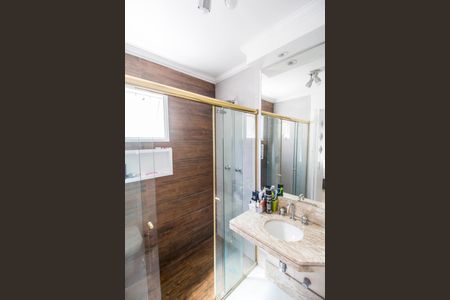 Casa à venda com 170m², 3 quartos e 2 vagasBanheiro da Suíte