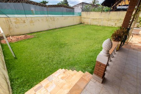 Casa à venda com 450m², 4 quartos e 5 vagasCAMPO  ÁREA EXTERNA