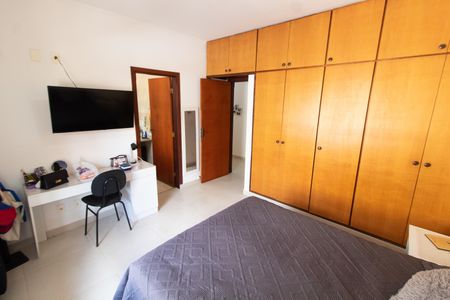 Casa à venda com 450m², 4 quartos e 5 vagasSUITE 3