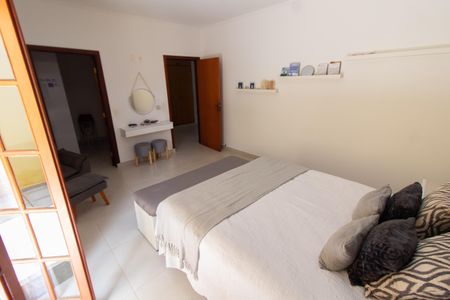 Casa à venda com 450m², 4 quartos e 5 vagasSUITE 1