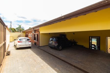 Casa à venda com 450m², 4 quartos e 5 vagasGARAGEM