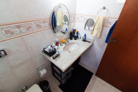 Casa à venda com 450m², 4 quartos e 5 vagasBANHEIRO DA SUITE 3