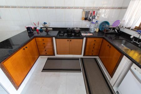 Casa à venda com 450m², 4 quartos e 5 vagasCOZINHA