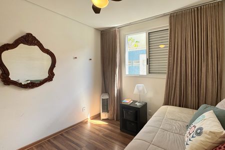 Apartamento à venda com 130m², 3 quartos e 3 vagasQuarto 2