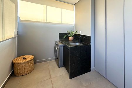 Apartamento à venda com 130m², 3 quartos e 3 vagasÁrea de Serviço