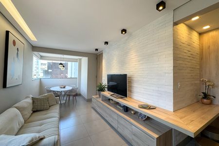 Sala de apartamento à venda com 3 quartos, 130m² em Cruzeiro, Belo Horizonte