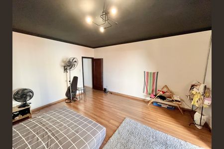 Casa à venda com 450m², 6 quartos e 4 vagasQuarto 7