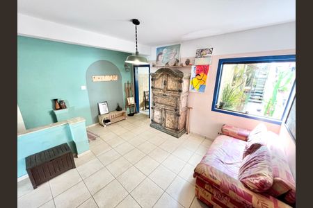 Casa à venda com 450m², 6 quartos e 4 vagasSala