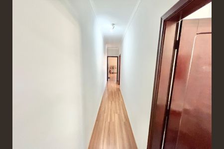 Casa à venda com 450m², 6 quartos e 4 vagasCorredor