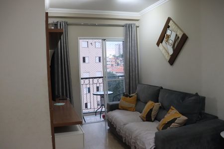 Sala de apartamento à venda com 2 quartos, 59m² em Jardim Tupanci, Barueri