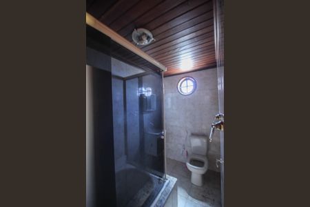 Casa para alugar com 300m², 3 quartos e 2 vagas Casa para alugar com 300m², 3 quartos e 2 vagasBanheiro da Suíte