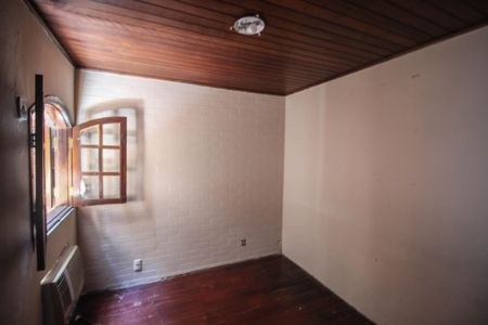 Casa para alugar com 300m², 3 quartos e 2 vagas Casa para alugar com 300m², 3 quartos e 2 vagasQuarto 2