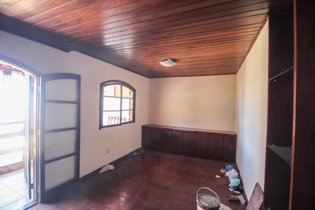 Casa para alugar com 300m², 3 quartos e 2 vagas Casa para alugar com 300m², 3 quartos e 2 vagasSala