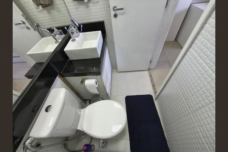 Apartamento à venda com 72m², 3 quartos e 1 vagaBanheiro Suíte