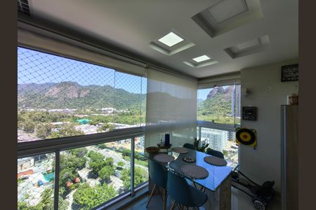 Apartamento à venda com 72m², 3 quartos e 1 vagaVaranda Sala