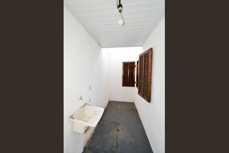 Casa para alugar com 60m², 2 quartos e sem vaga