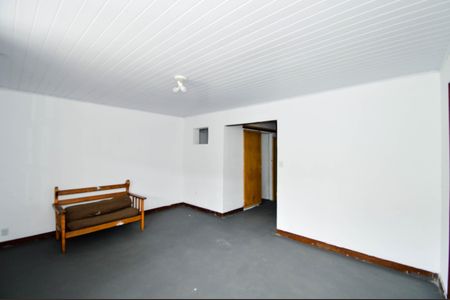 Casa para alugar com 60m², 2 quartos e sem vaga