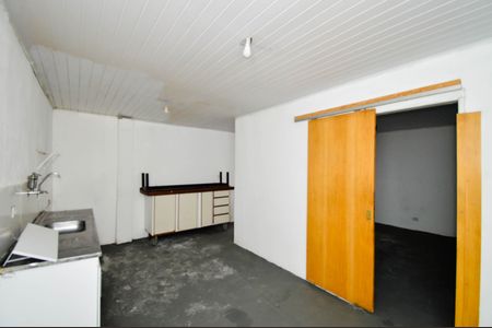 Casa para alugar com 60m², 2 quartos e sem vaga