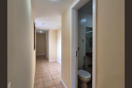 Apartamento para alugar com 250m², 4 quartos e 2 vagas Apartamento para alugar com 250m², 4 quartos e 2 vagasCorredor