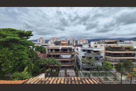 Apartamento para alugar com 250m², 4 quartos e 2 vagas Apartamento para alugar com 250m², 4 quartos e 2 vagasVista