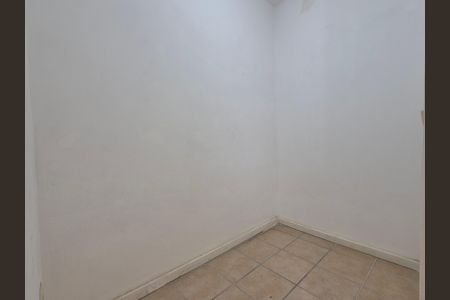 Apartamento para alugar com 250m², 4 quartos e 2 vagas Apartamento para alugar com 250m², 4 quartos e 2 vagasCloset