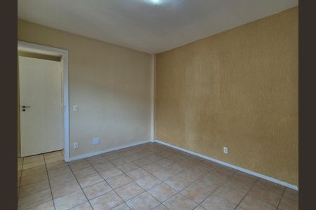 Apartamento para alugar com 250m², 4 quartos e 2 vagas Apartamento para alugar com 250m², 4 quartos e 2 vagasQuarto