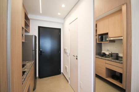 Cozinha de kitnet/studio à venda com 1 quarto, 26m² em Indianópolis, São Paulo