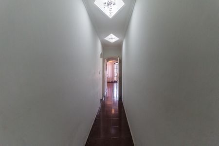 Casa para alugar com 560m², 4 quartos e 5 vagasCorredor