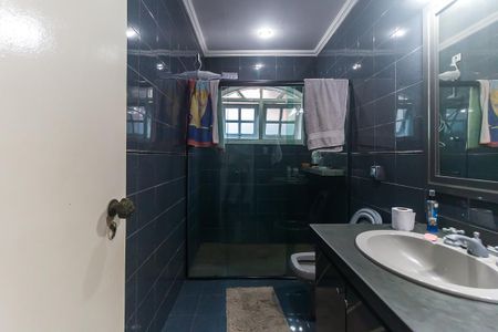 Casa para alugar com 560m², 4 quartos e 5 vagasBanheiro