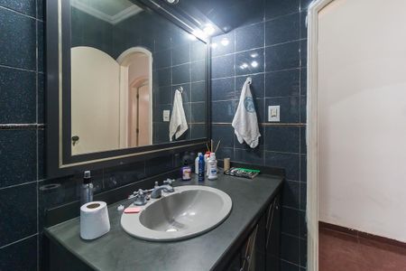 Casa para alugar com 560m², 4 quartos e 5 vagasBanheiro