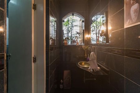 Casa para alugar com 560m², 4 quartos e 5 vagasLavabo