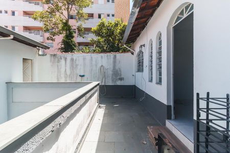 Casa para alugar com 560m², 4 quartos e 5 vagasEntrada da Edícula