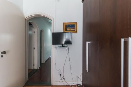 Casa para alugar com 560m², 4 quartos e 5 vagasQuarto 2