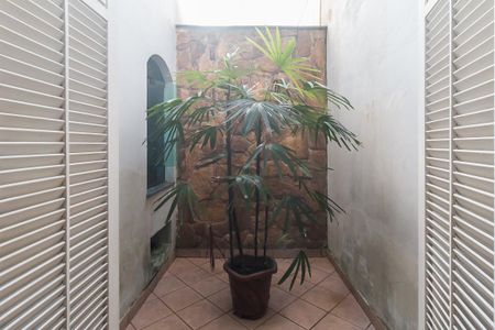 Casa para alugar com 560m², 4 quartos e 5 vagasVaranda do Quarto 3